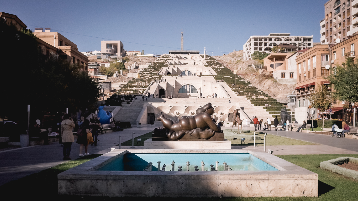 The Cascade Complex of Yerevan Botero
