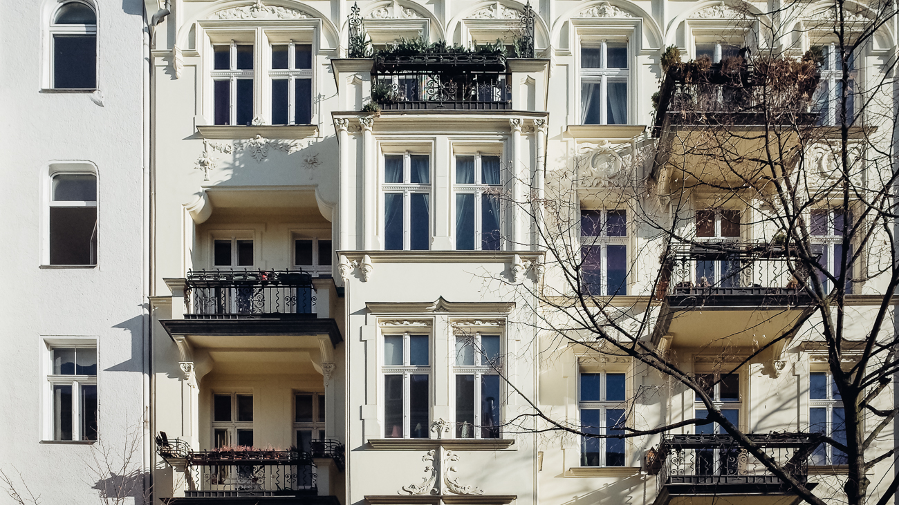 The women of Bleibtreustrasse architecture