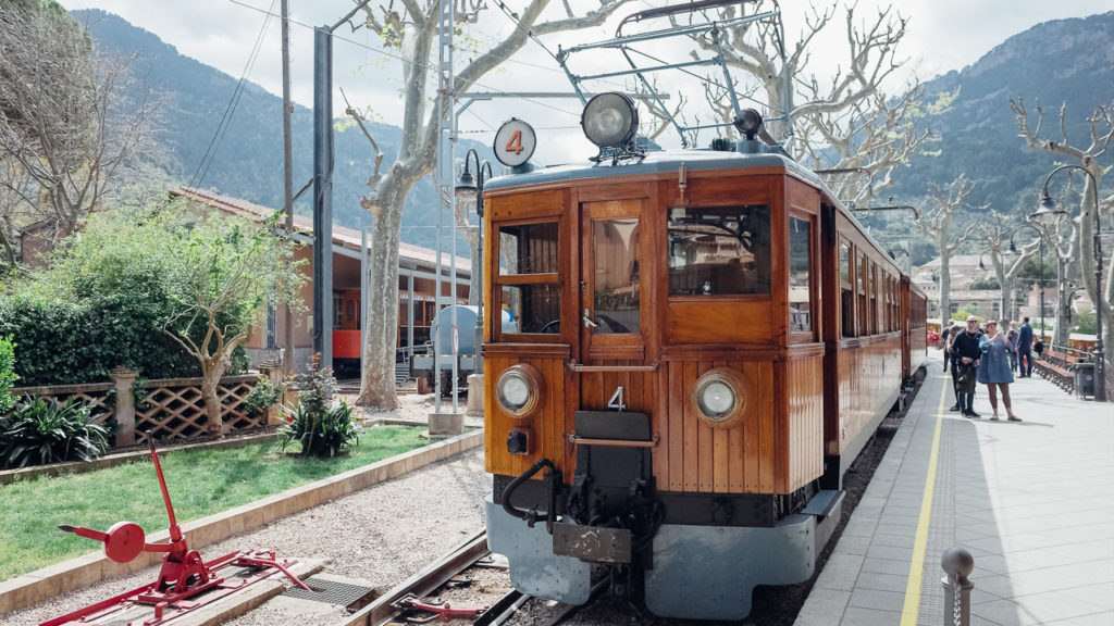 The Tren de Sóller Train to Sóller