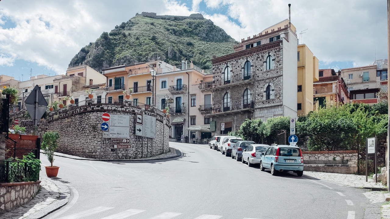 Shortly before Porta Messina Taormina