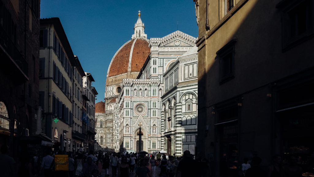 Approaching the Duomo of Florence waiting for the Barbarians