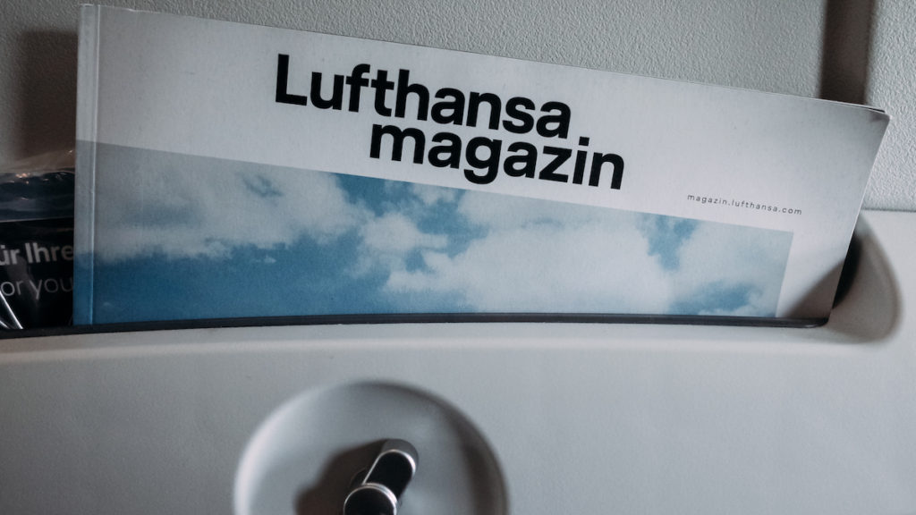Lufthansa Business Class Review inflight magazine