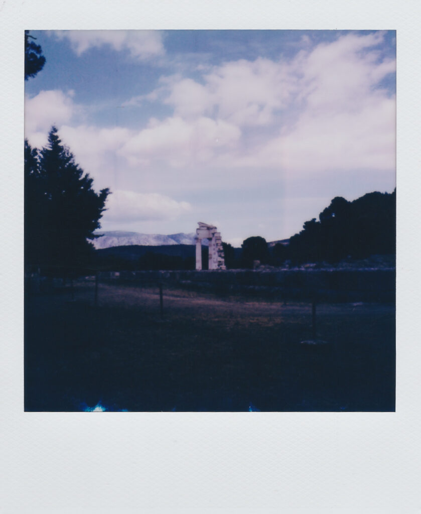 Asklipeio Epidaurus SX-70