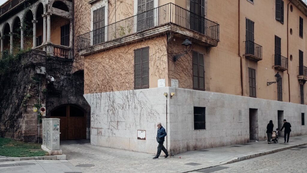 At the Old Town of Palma guide