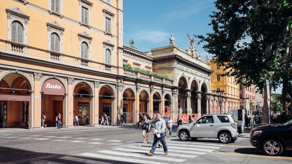Streets in Bologna and food tours
