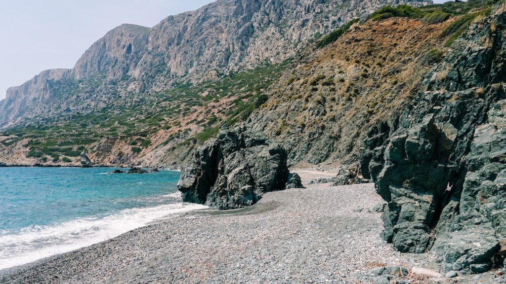 An image showing the beautiful Chochlakas Beach in Telendos, one of the best things to do in Telendos