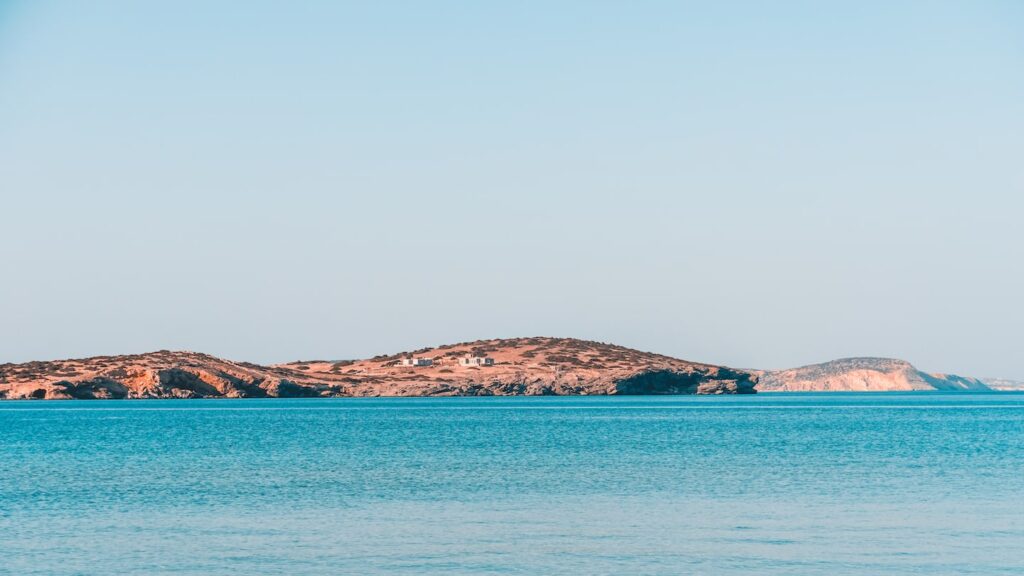 A photo of Lioliou Beach in Schinoussa, Greece