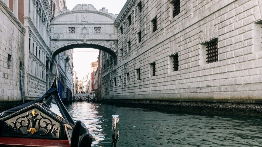 A photo showing how it feels to cross the Bridge of Sighs during a gondola ride in Venice