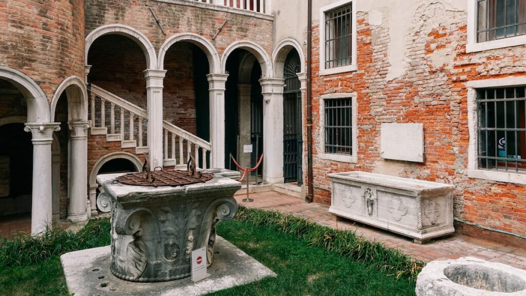 The Palazzo courtyard