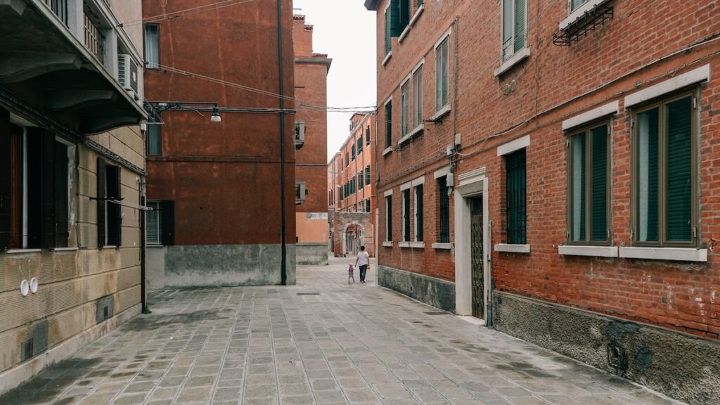 A quiet street in Castello, one of the best areas to stay in Venice for families with kids