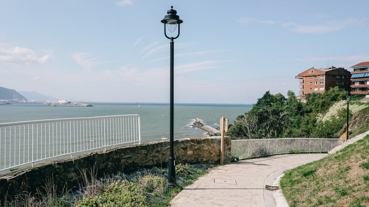 Cliff Road Getxo
