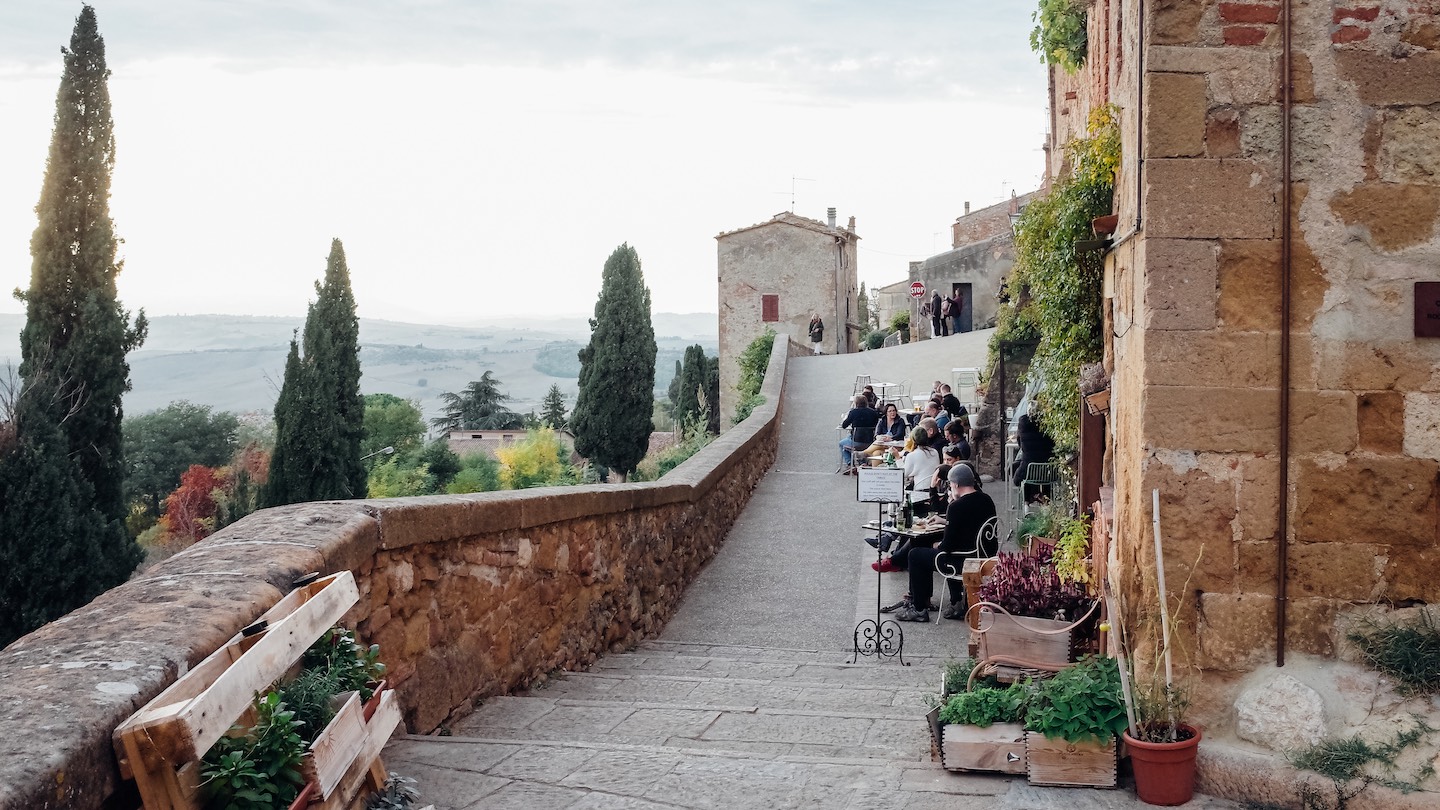 People enjoying a drink during an agriturismo In Tuscany vacation