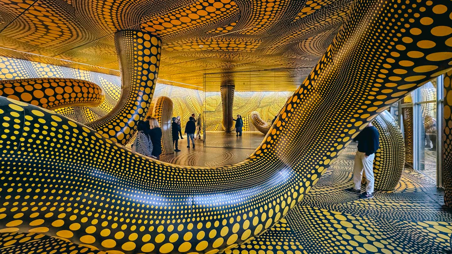 An image from the Yayoi Kusama exhibition as part of my 2025 Year Review