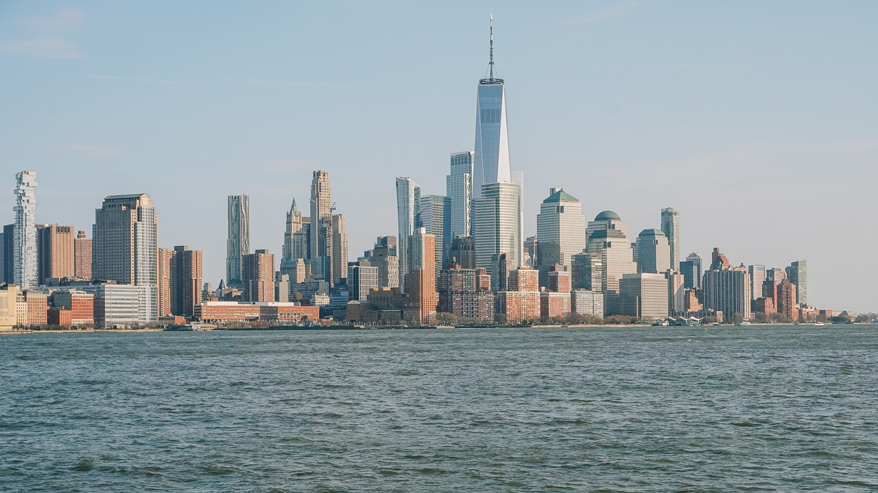 View of World Trade Center and Manhattan seen from Jersey City